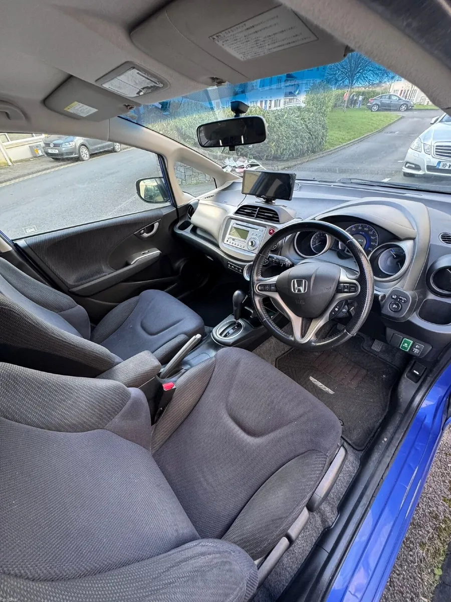 Honda Fit 2012 - Image 2