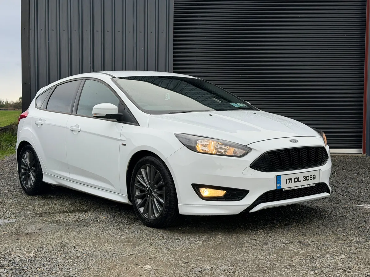 2017 (171) Ford Focus ST Line - Image 1