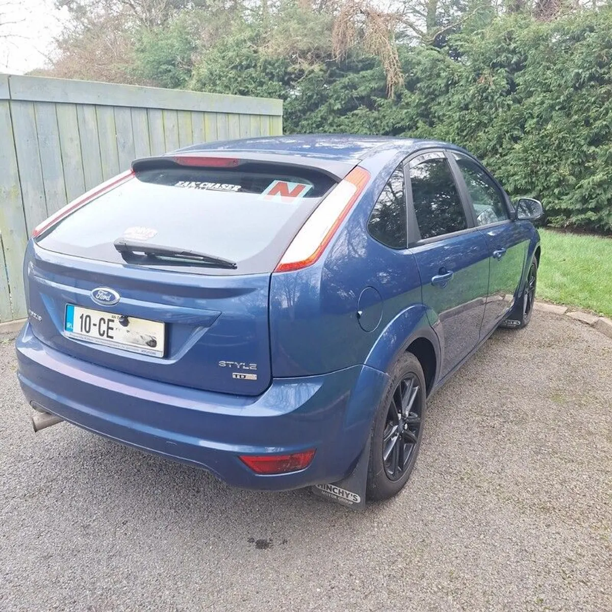 2010 Ford Focus - Image 2