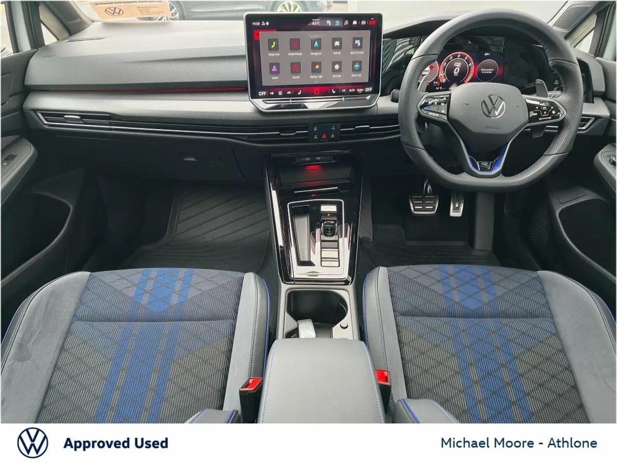 Volkswagen Golf GOLF R 2.0 TSI 330BHP - Image 2