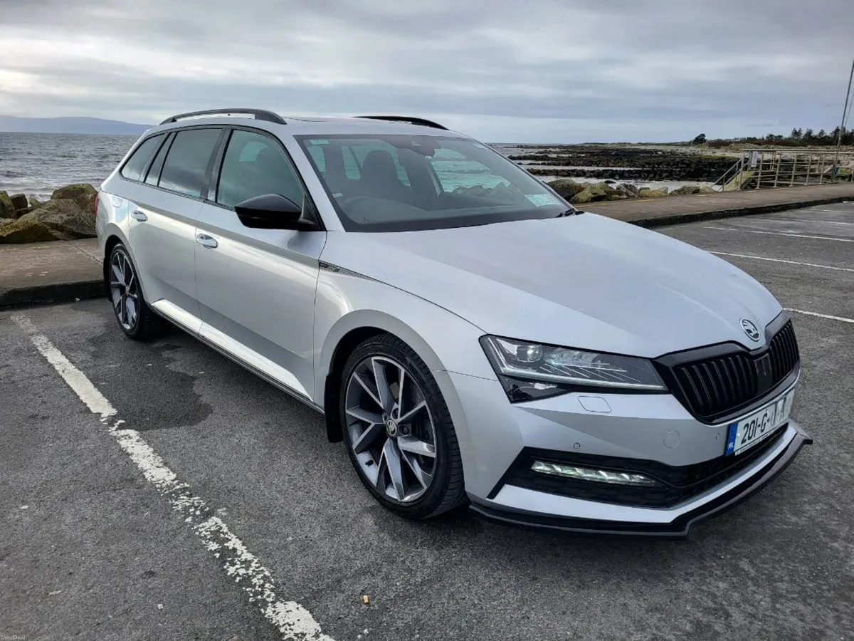 Skoda Superb Sportline Auto - Image 1