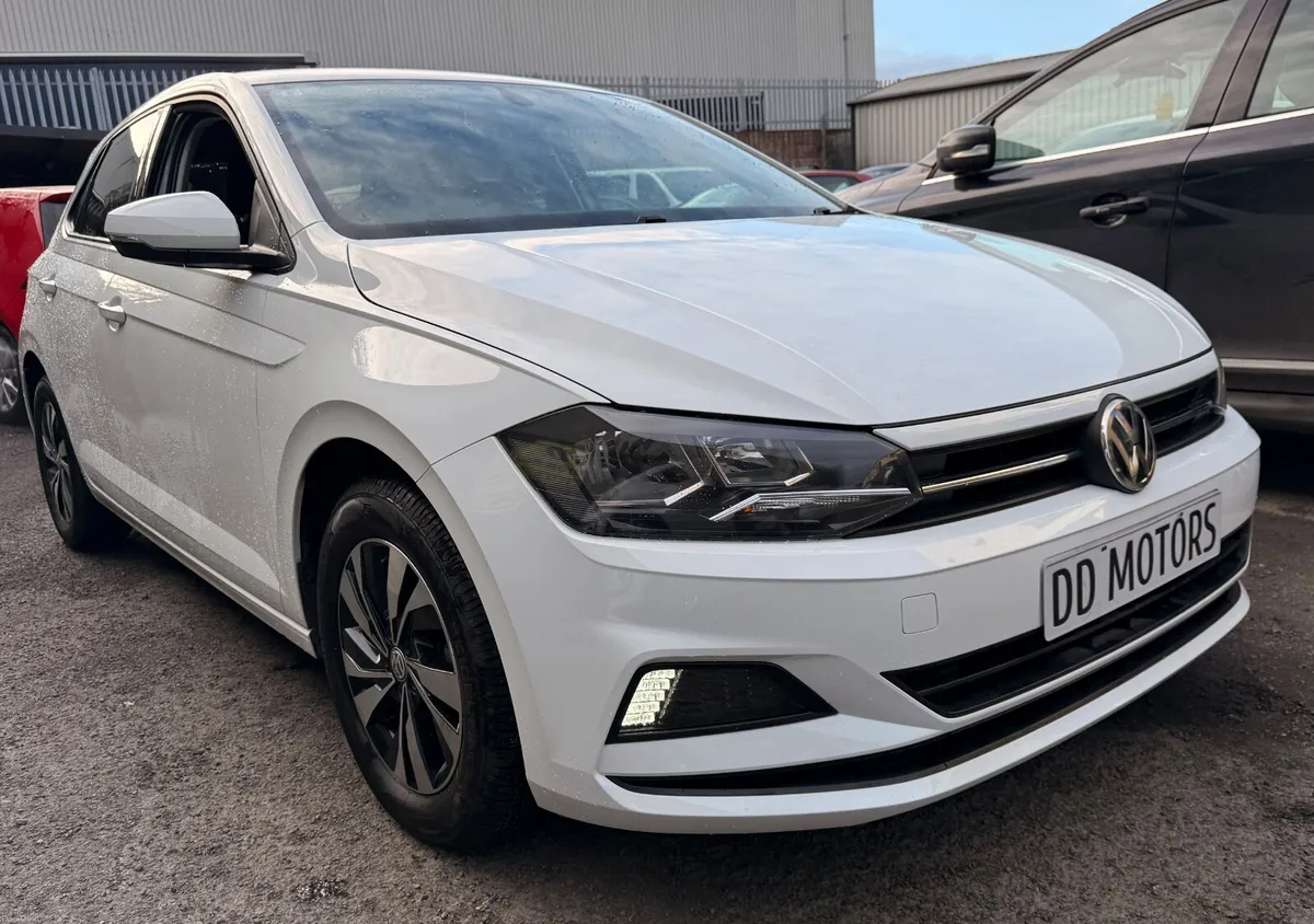 Volkswagen polo 2018 1.0  automatic - Image 3