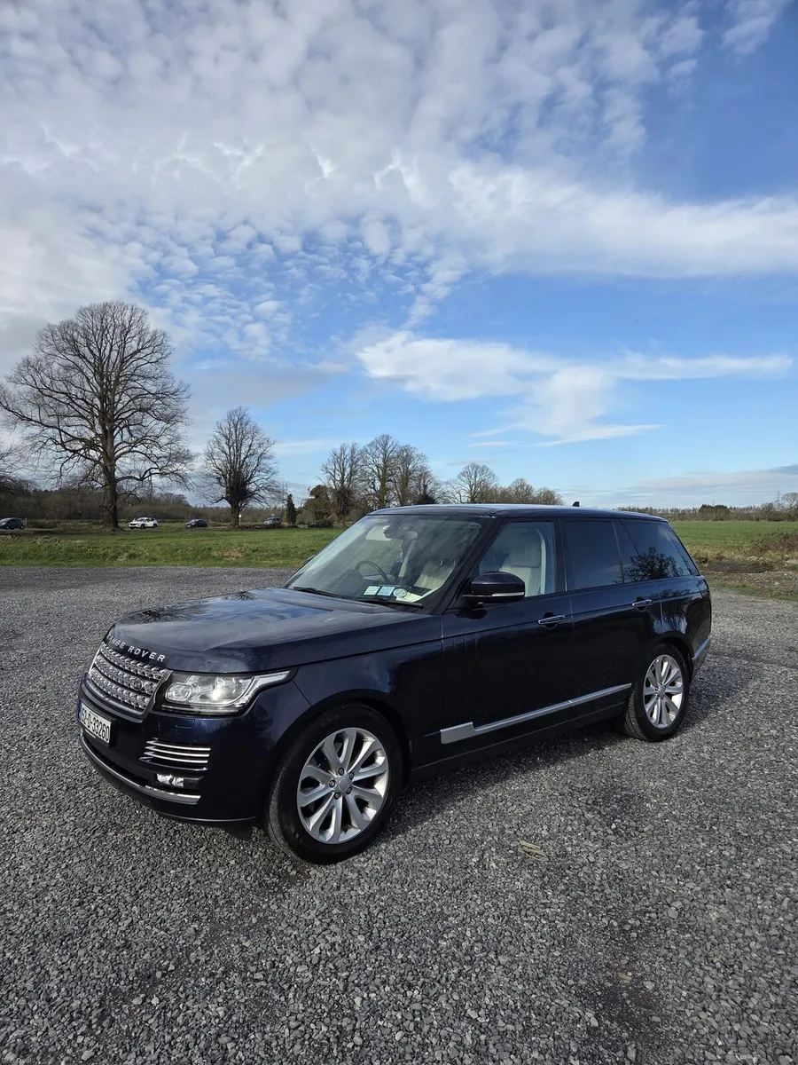 Land Rover Range Rover 3.0 TDV6 Vogue SE - Image 1