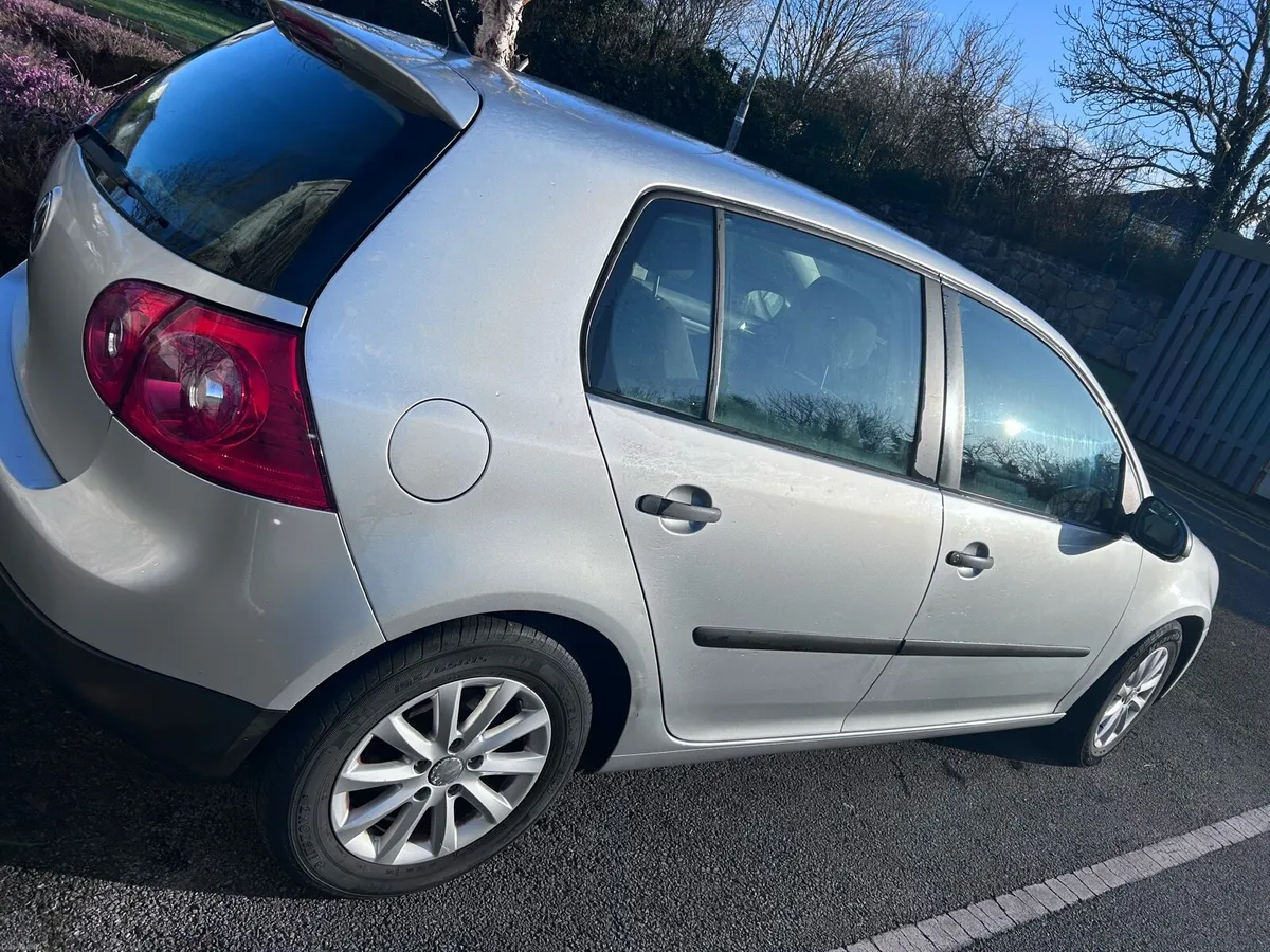 VW GOLF - Image 2