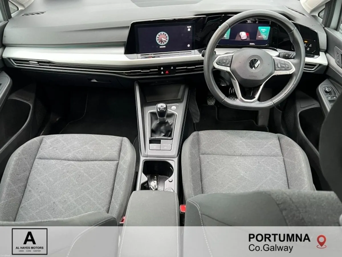 Volkswagen Golf 2.0 TDI 115HP Life - Image 2