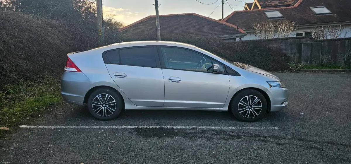 Honda Insight ZE2 2010 - Image 4