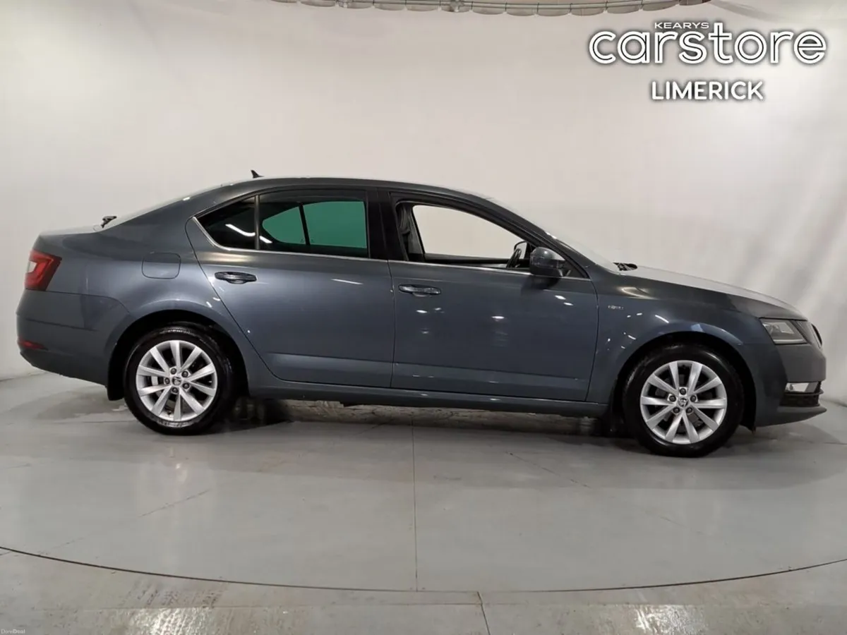 Skoda Octavia Soleil 1.6TDI 115HP - Image 2