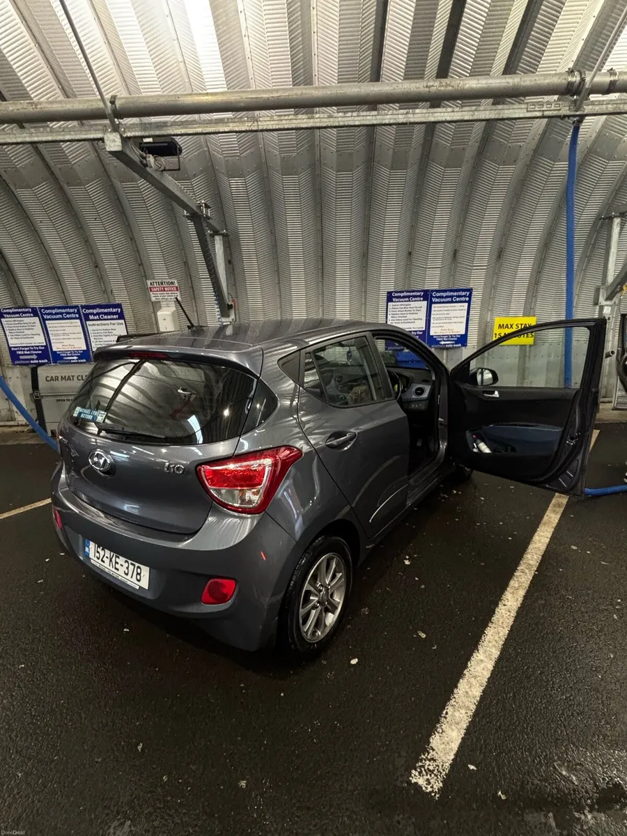Hyundai i10 premium 1.0 - Image 2