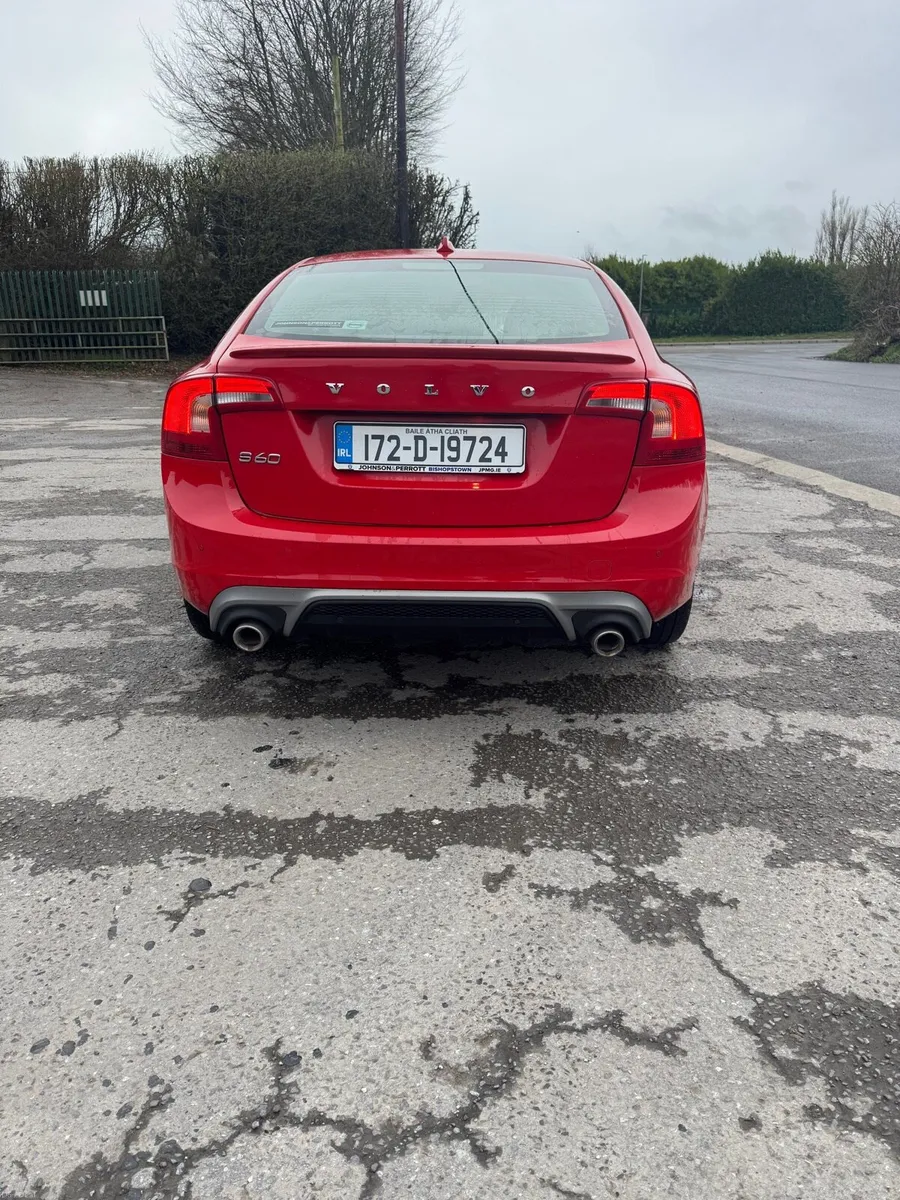 Volvo S60 R Designe Model 2.0 Diesel - Image 4