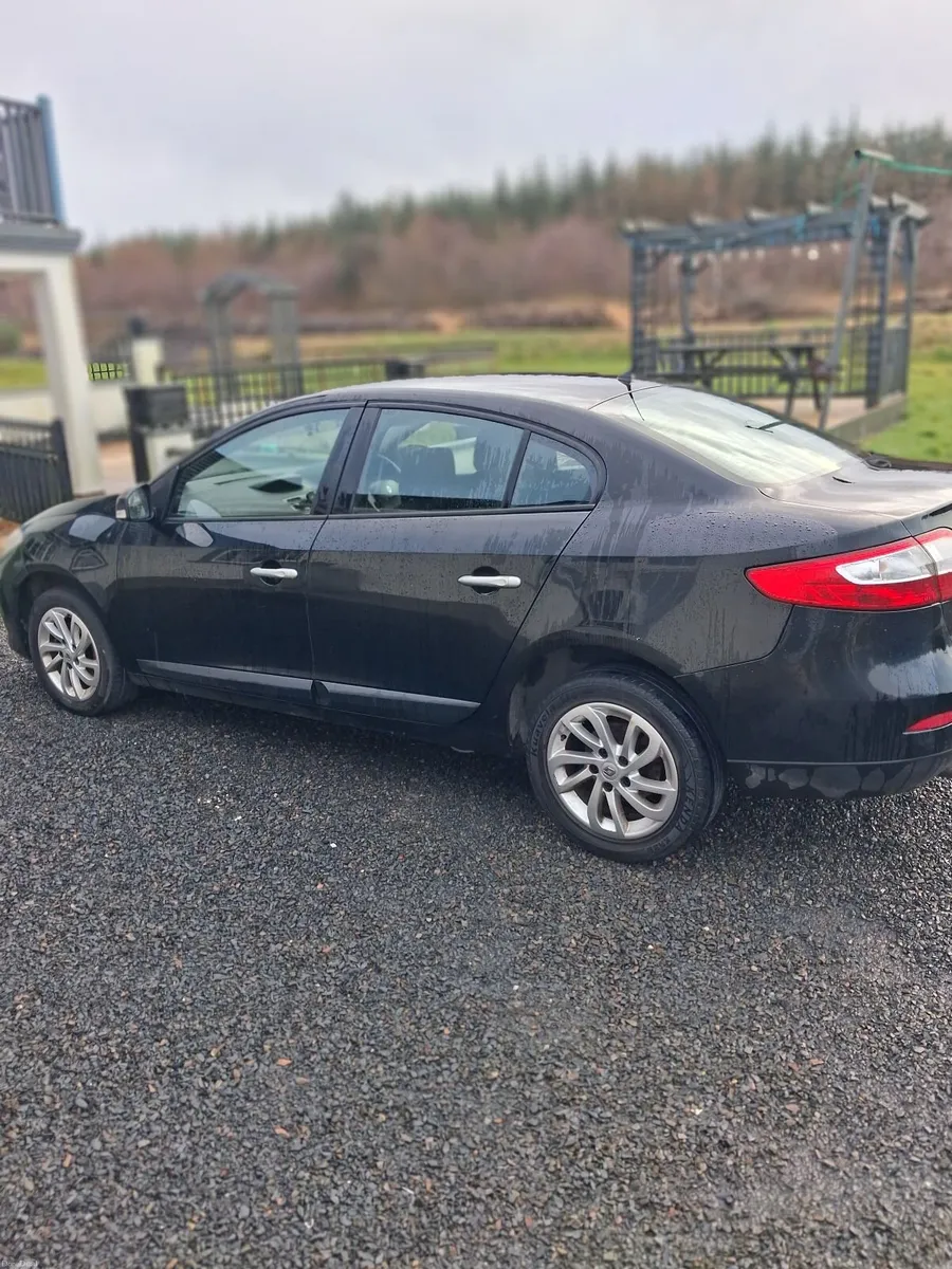 Renault Fluence 2013 - Image 4