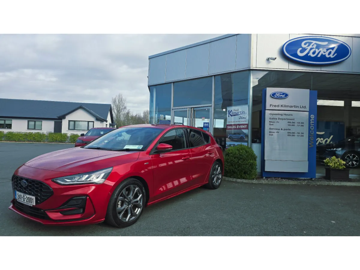 Ford Focus ST-LINE 1.5L ECOBLUE 115 - Image 3