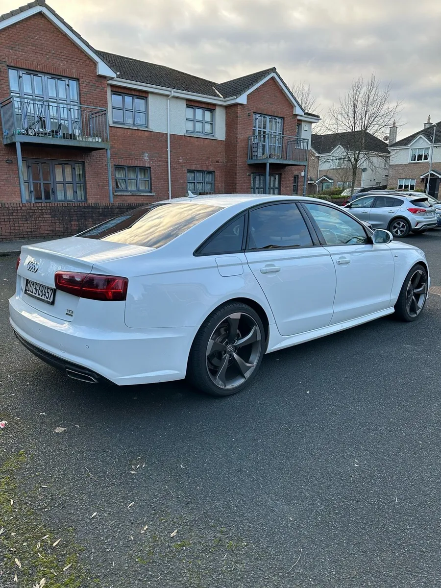Audi A6 Black Edition - Image 2
