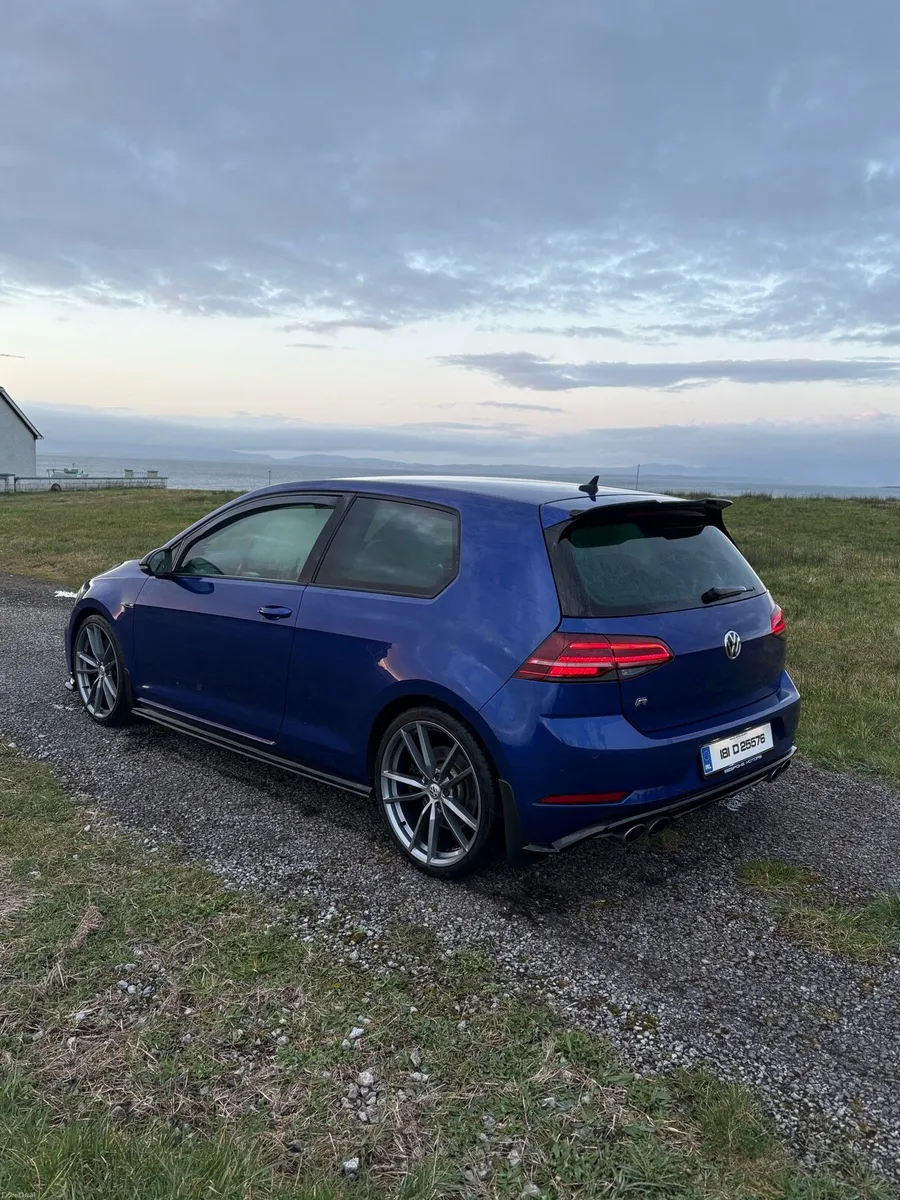 Volkswagen Golf R Mk7.5 - Image 2