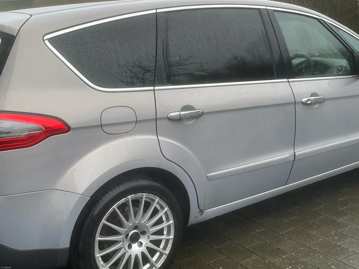 Ford Smax 2011 - Image 4