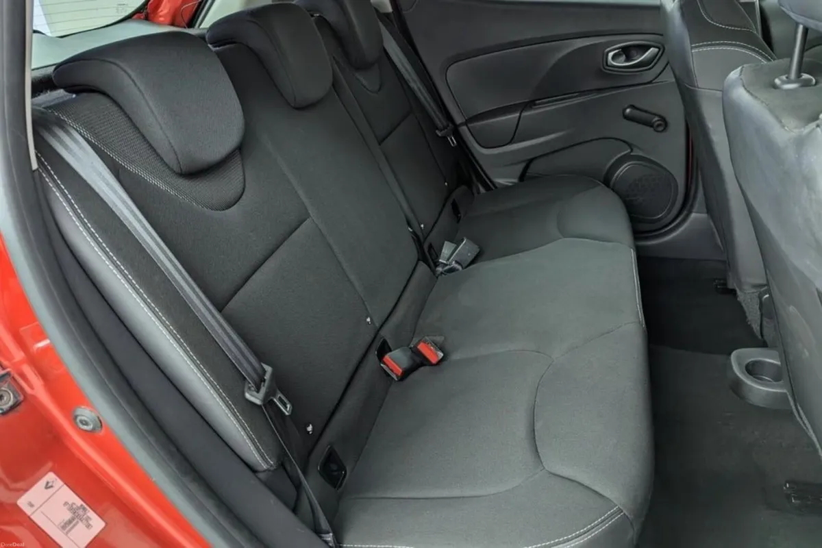 Renault Clio 2015 - Image 3