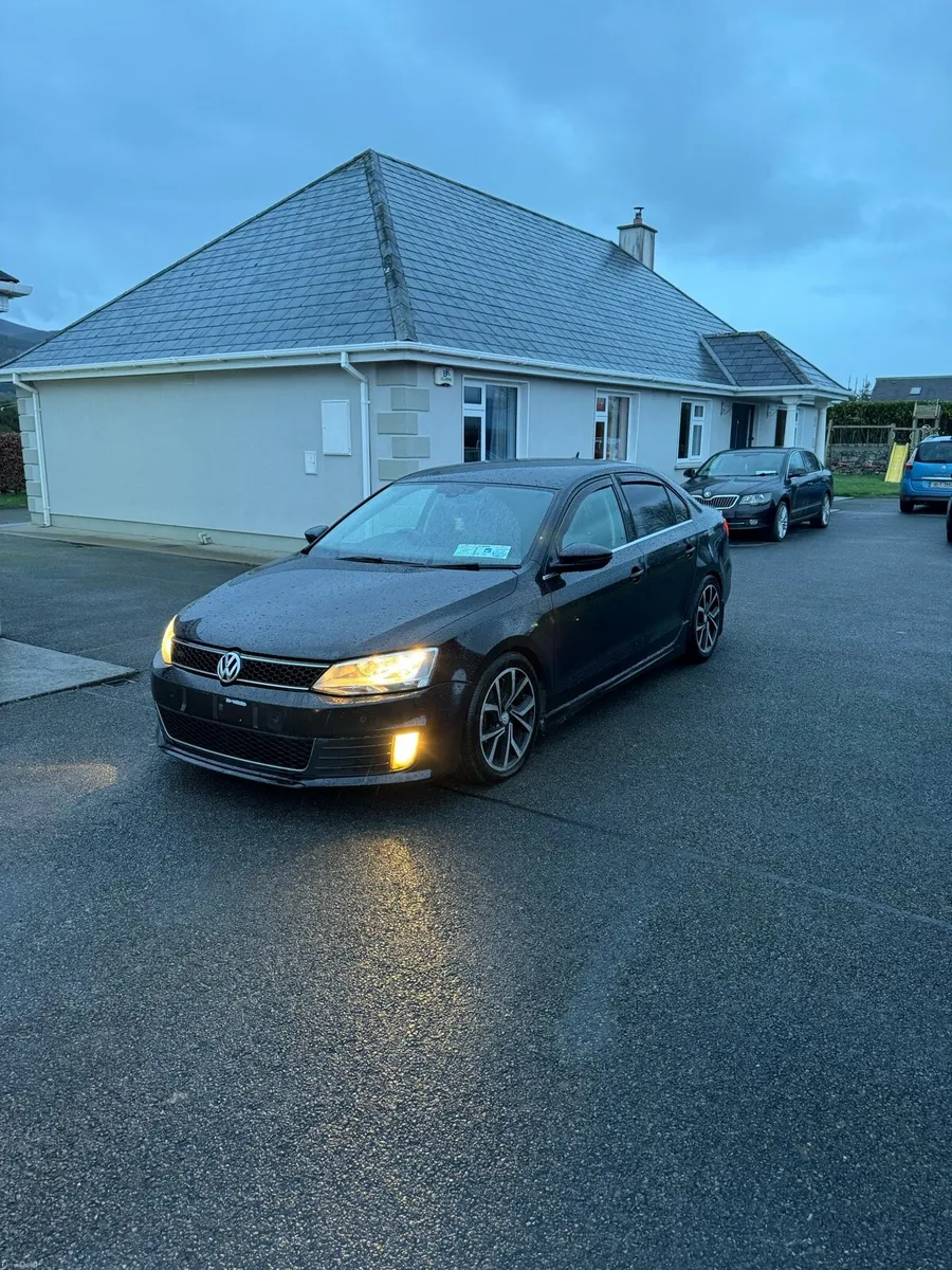 2014 vw Jetta - Image 1