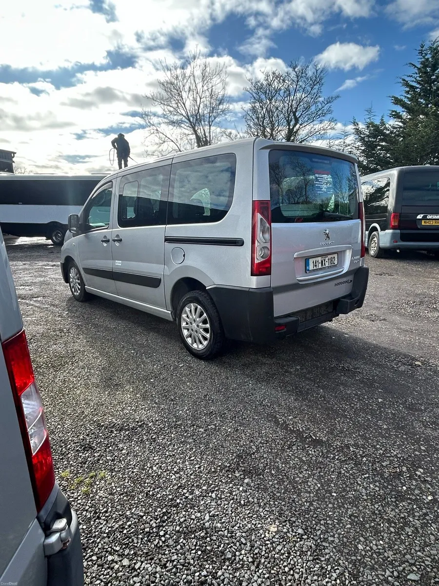 2014 Peugeot Expert - 7 seater wheelchair - Image 4
