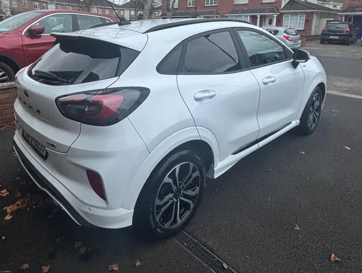 Ford Puma  ST Line  1.0T 125 MHEV. Low Mileage - Image 3