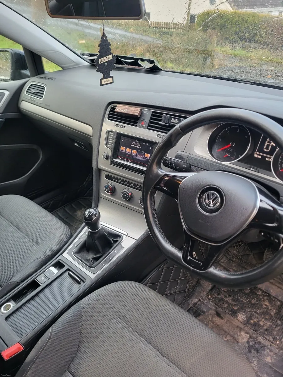 Volkswagen Golf 2014 - Image 4