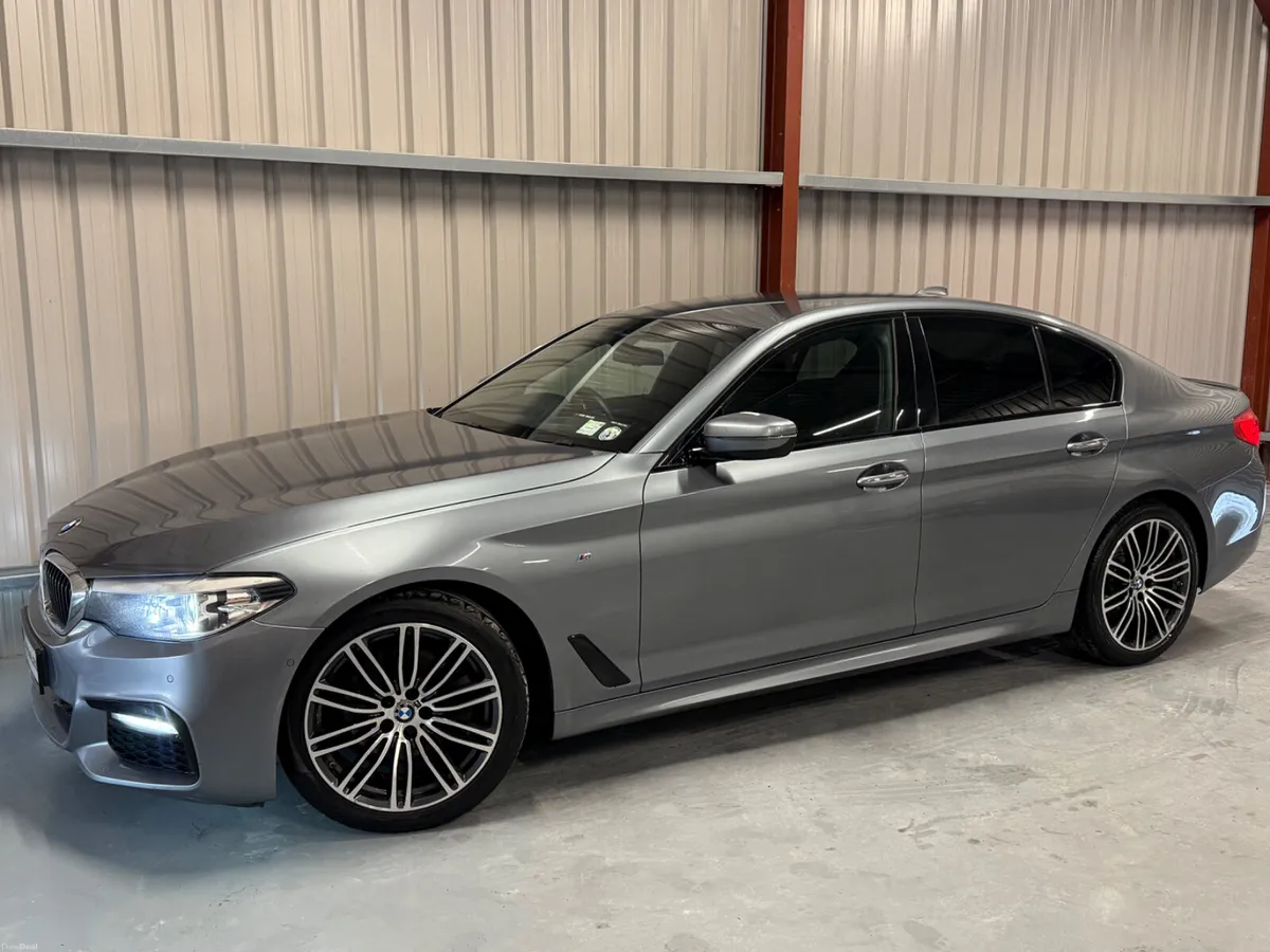 2017 BMW 5-Series 520D M-Sport - Image 2