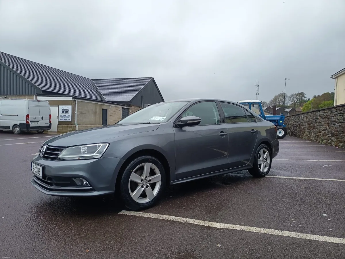 Volkswagen Jetta 2018 - Image 4