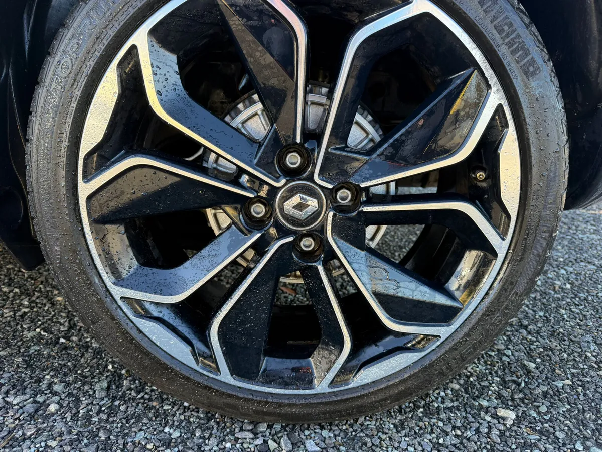 Renault Clio - Image 4