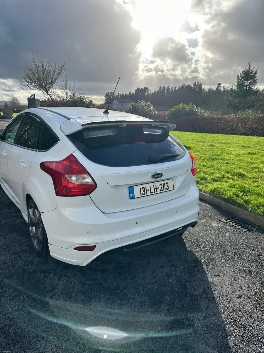 131 FORD FOCUS ZETEC 1.6 DIESEL / NEW NCT AND TAX - Image 2