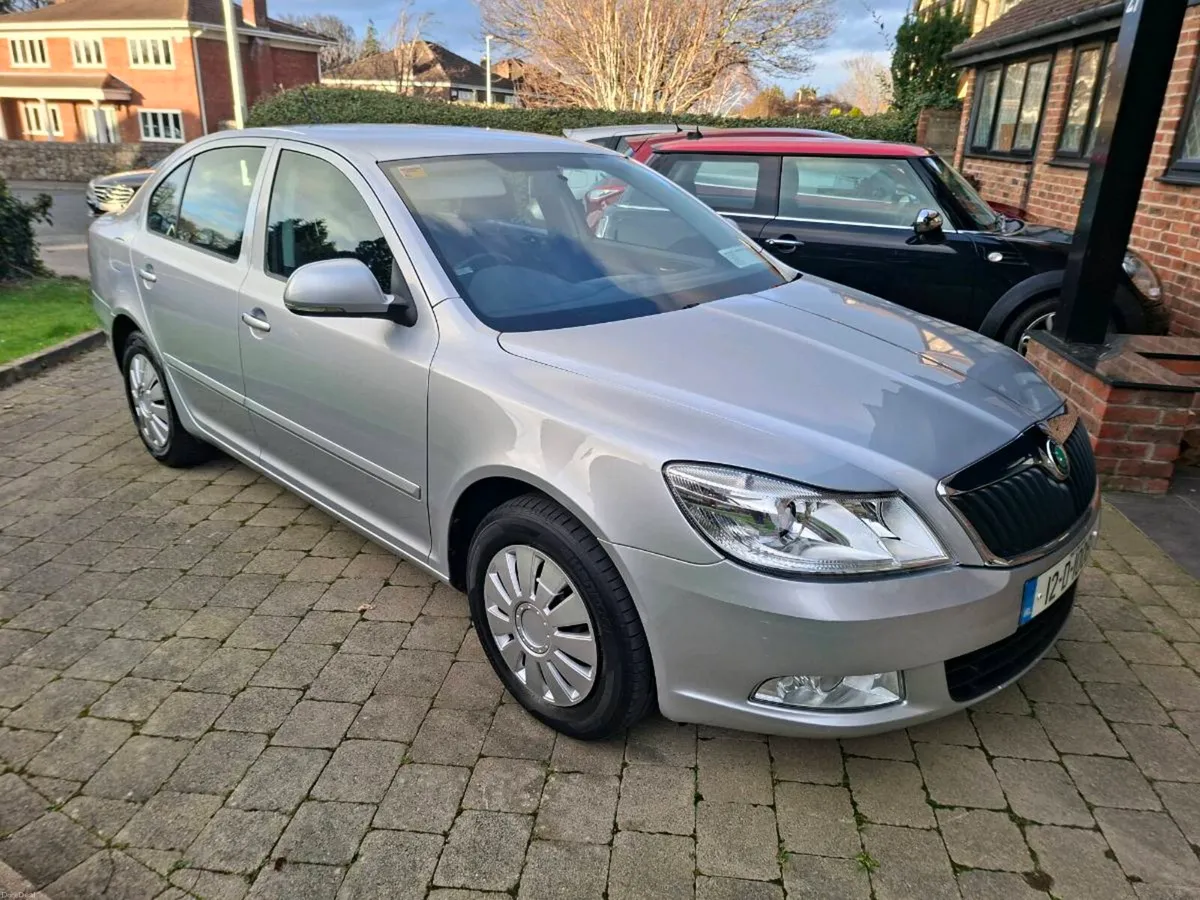 SKODA OCTAVIA 1.2 TSI PETROL 2012 VERY CLEAN CAR - Image 1