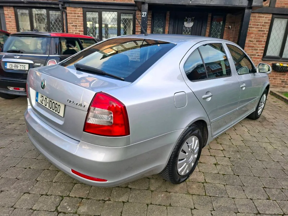 SKODA OCTAVIA 1.2 TSI PETROL 2012 VERY CLEAN CAR - Image 3