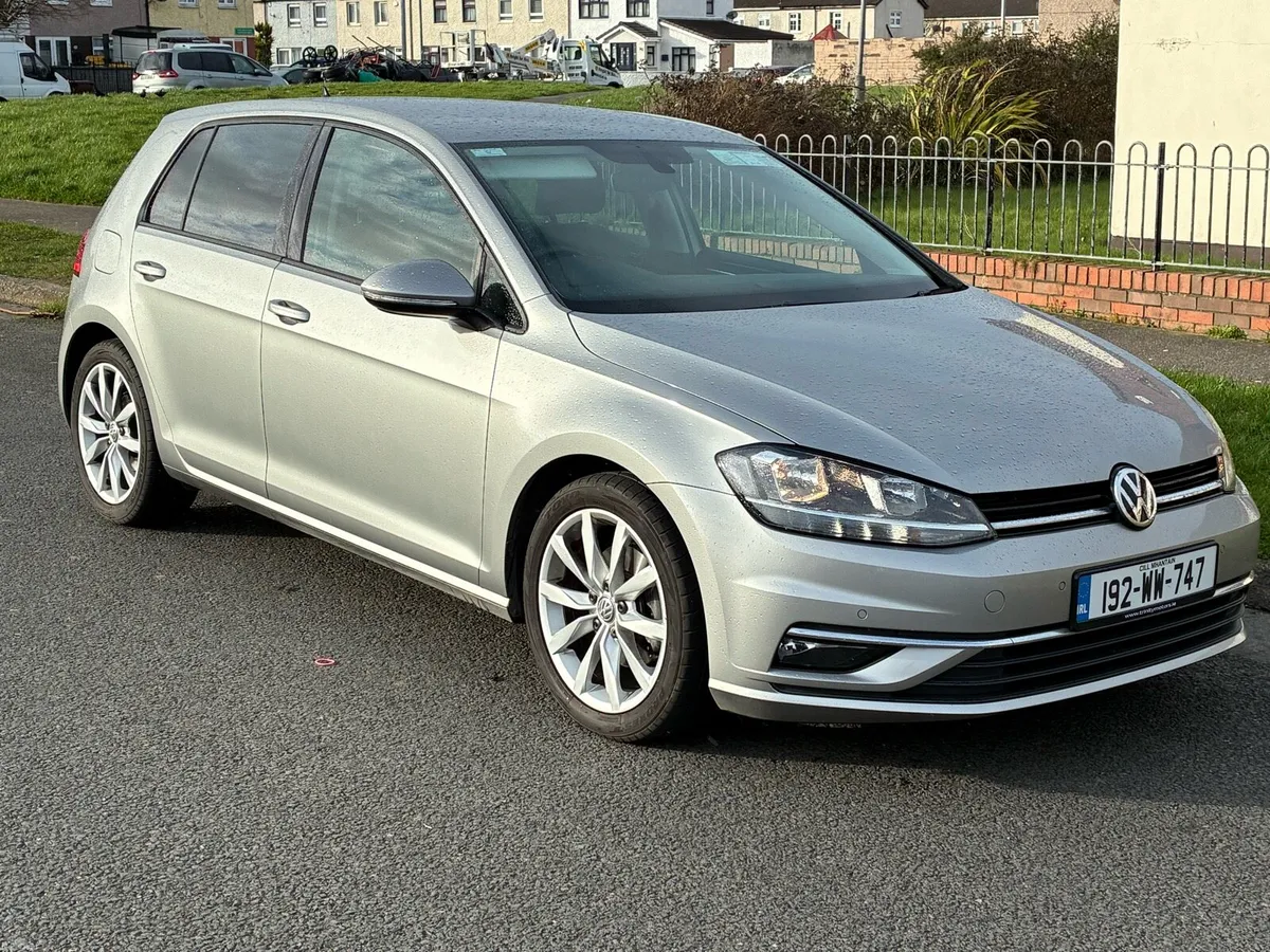 2019 Volkswagen Golf 1.6 TDI DSG Highline - Image 1