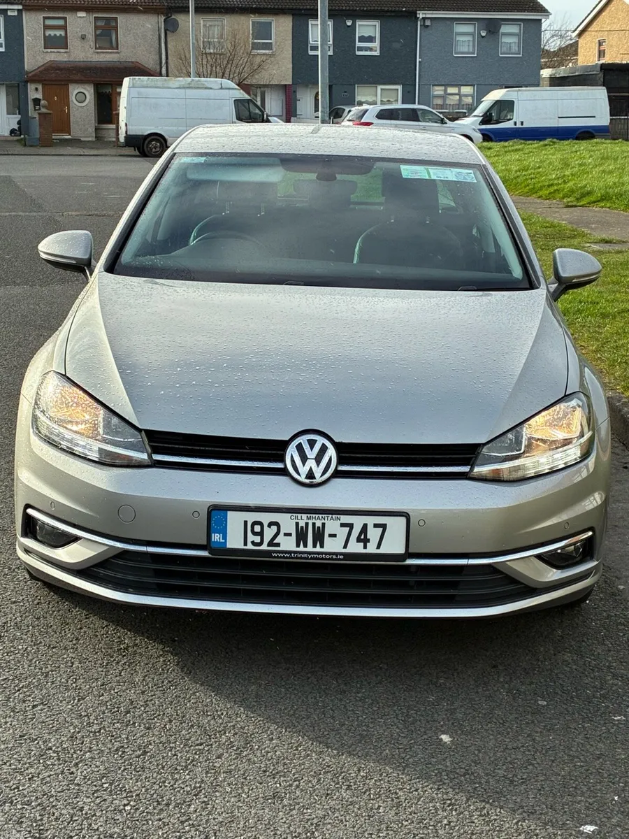 2019 Volkswagen Golf 1.6 TDI DSG Highline - Image 2