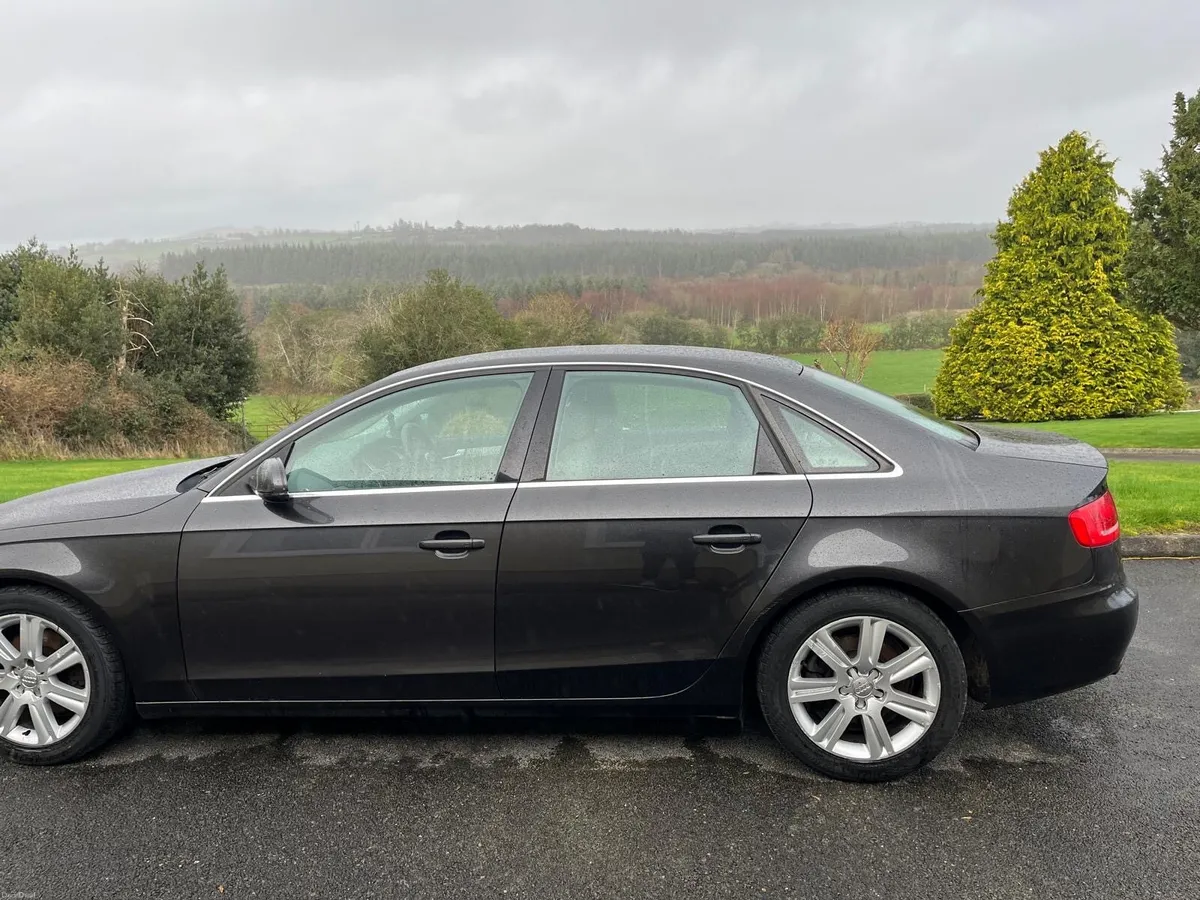 Audi A4 2010 - Image 3
