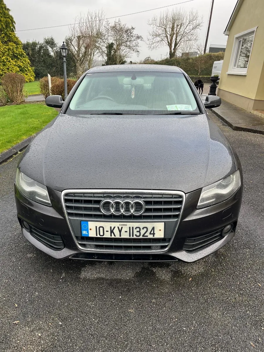 Audi A4 2010 - Image 1