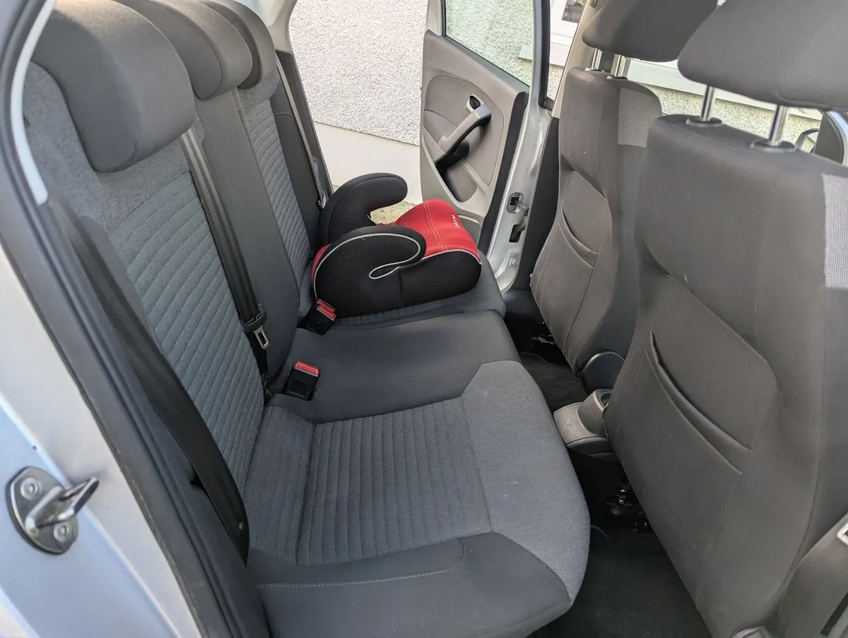 Volkswagen Polo 2010 - Image 3