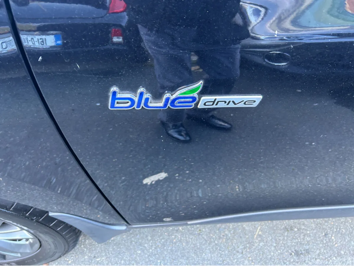 Hyundai ix35 1.7 EXECUTIVE //ONLY  78000KLMS///I O - Image 4