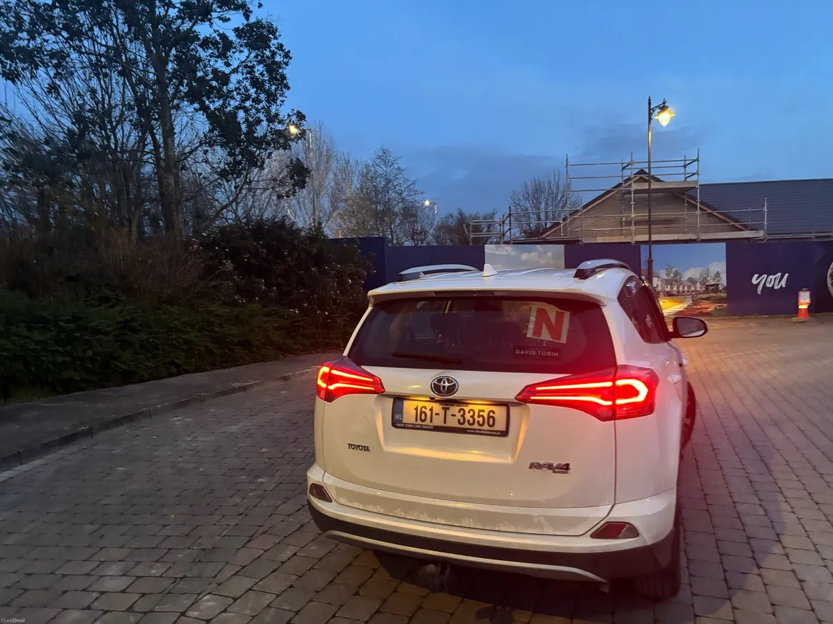 Toyota Rav 4 2.0 Diesel luna - Image 2