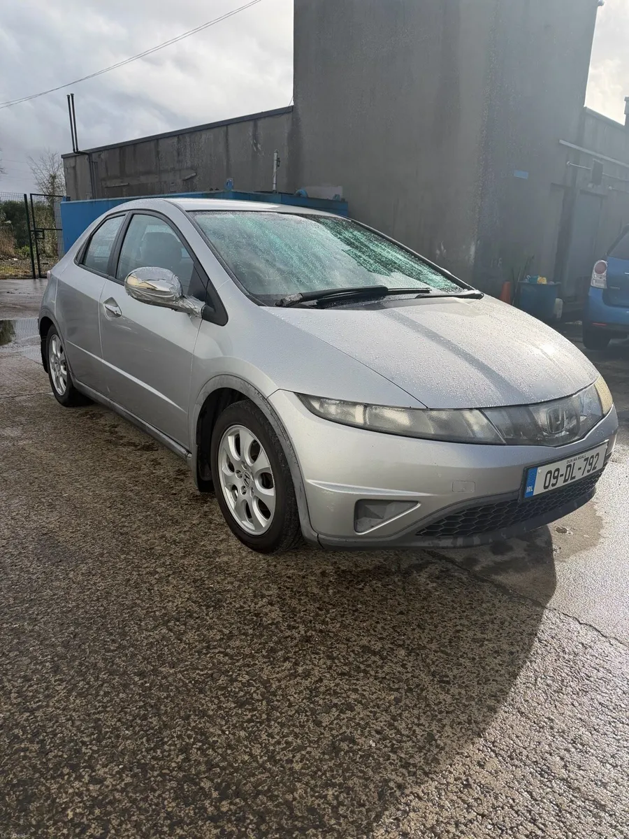 09 Honda Civic - Image 1