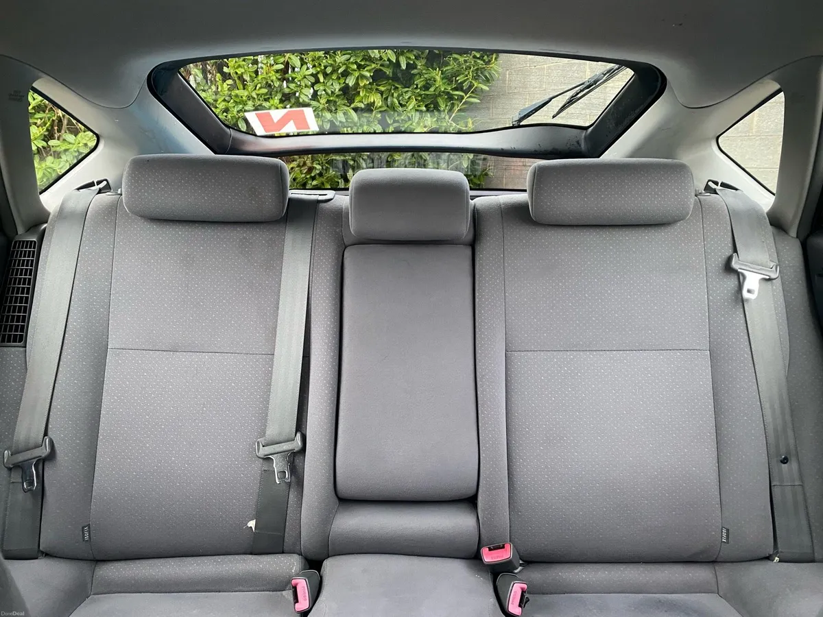 Toyota Prius 2009 Model Low mileage - Image 4