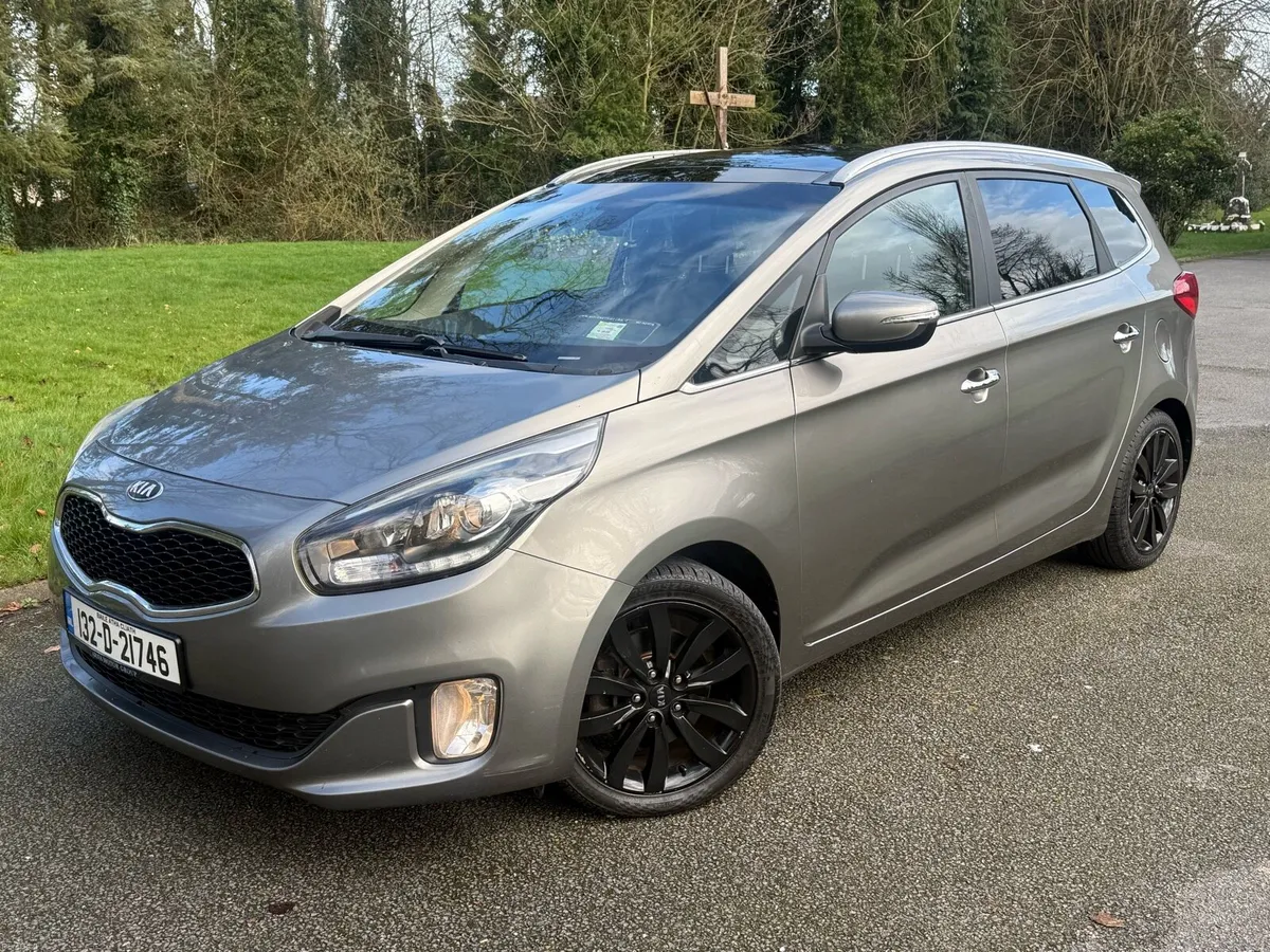 2013 Kia Carens 7 Seater NCT 10/26 - Image 1