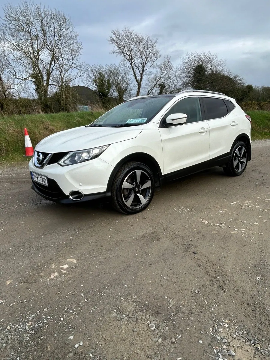 2017 Nissan Qashqai 1.5dsl SV Premium - Image 2