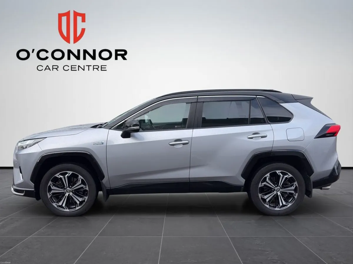 Toyota RAV4 "Sporty looks, hybrid efficiency — the - Image 3