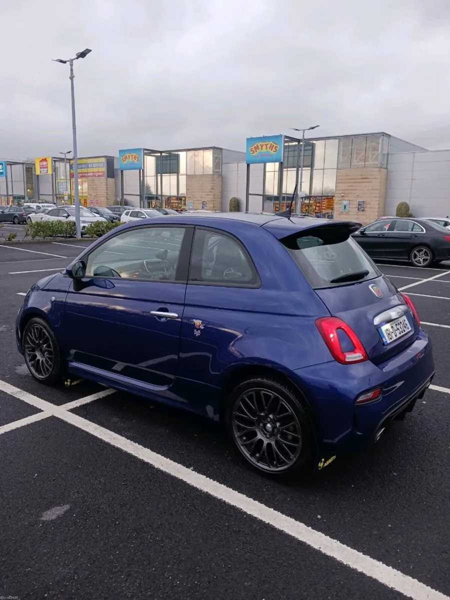 Fiat ABARTH 2018 - Image 2