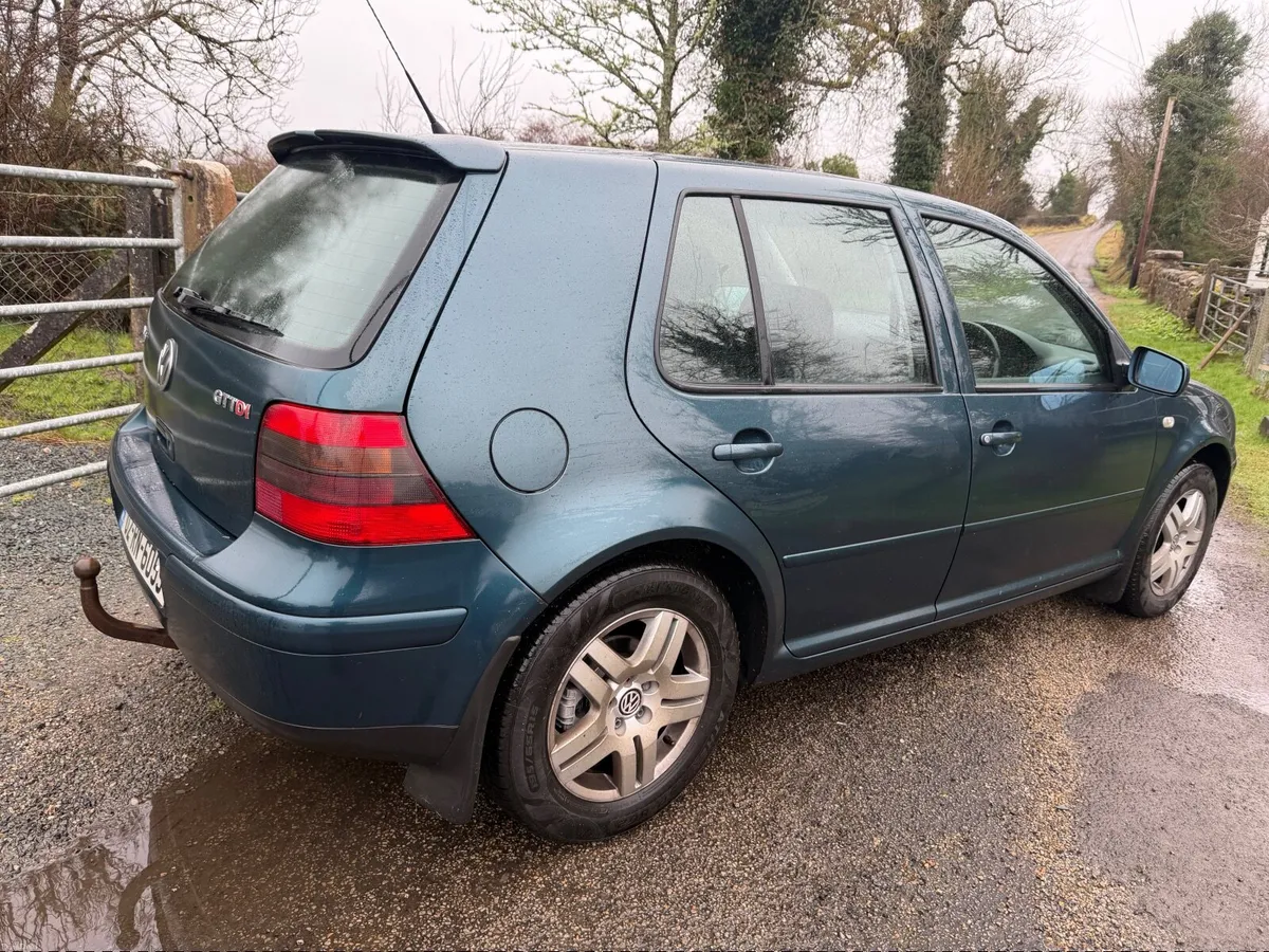 Volkswagen Golf 2002 130break - Image 4