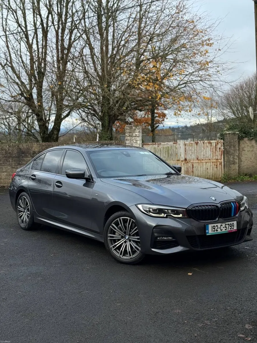 BMW 3-Series 2019 - Image 3