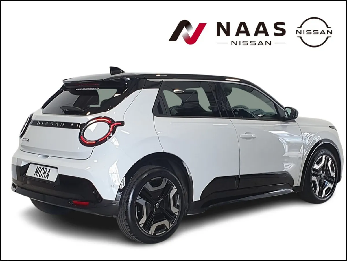 Nissan Micra EVOLVE 52KWH - Image 4