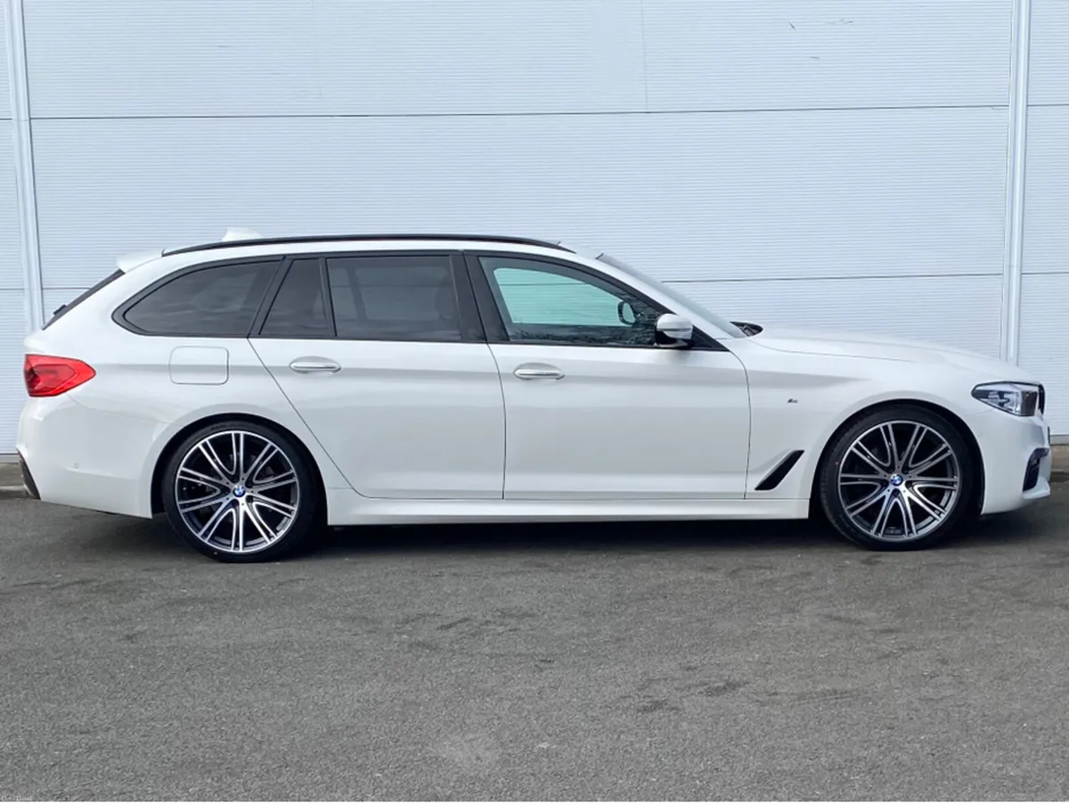 BMW 5-Series 520D MSPORT TOURING 5DR AUTO - Image 4