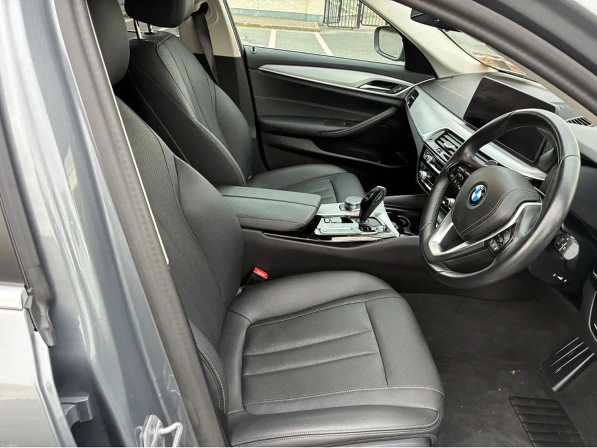 BMW 5-Series D 5TSA 4DR AUTO - Image 4