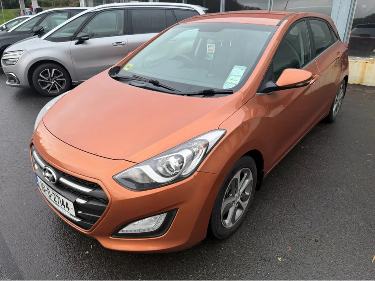 Hyundai i30 1.6 DELUXE 5DR - Image 3