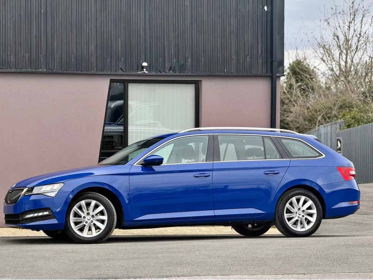 Skoda Superb 2022 SKODA SUPERB ESTATE IN ENERGY BL - Image 2