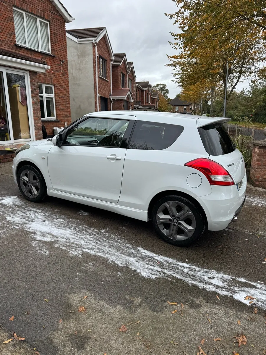 SUZUKI SWIFT SPORT - Image 4